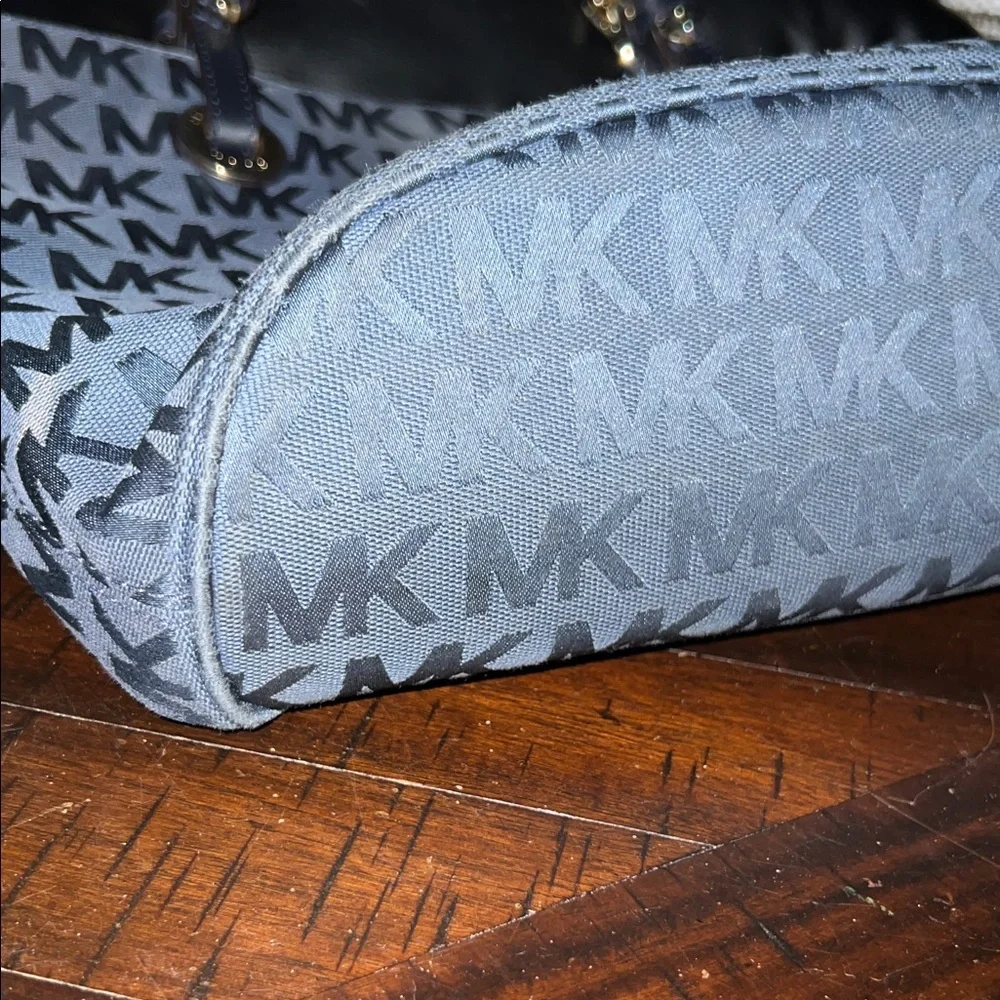 One of a Kind Michael Kors Black Jet set  Tote Bag
